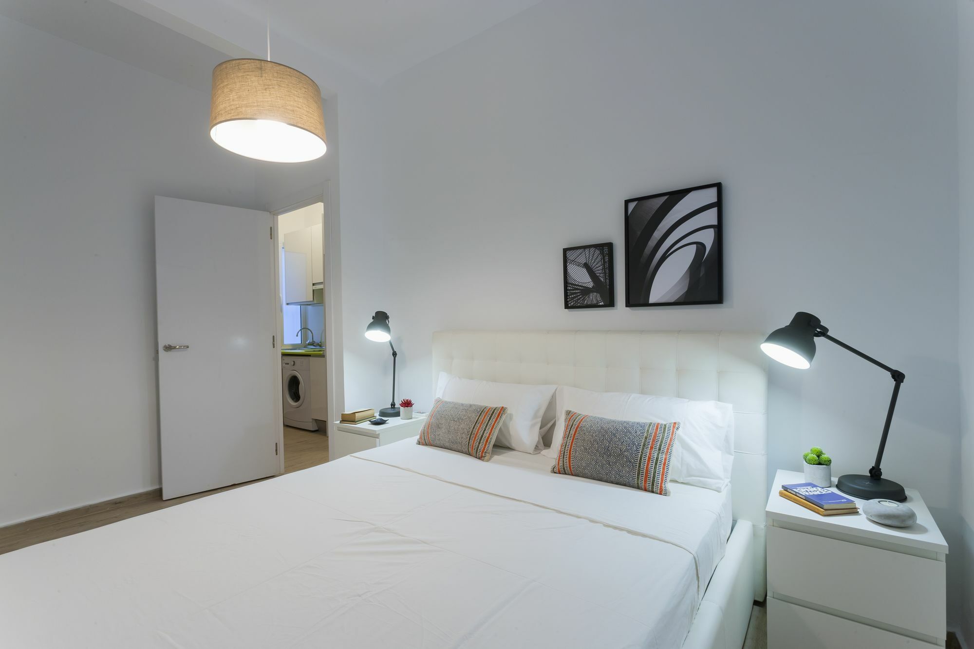 Dobo Rooms Ronda De Segovia Мадрид Екстер'єр фото