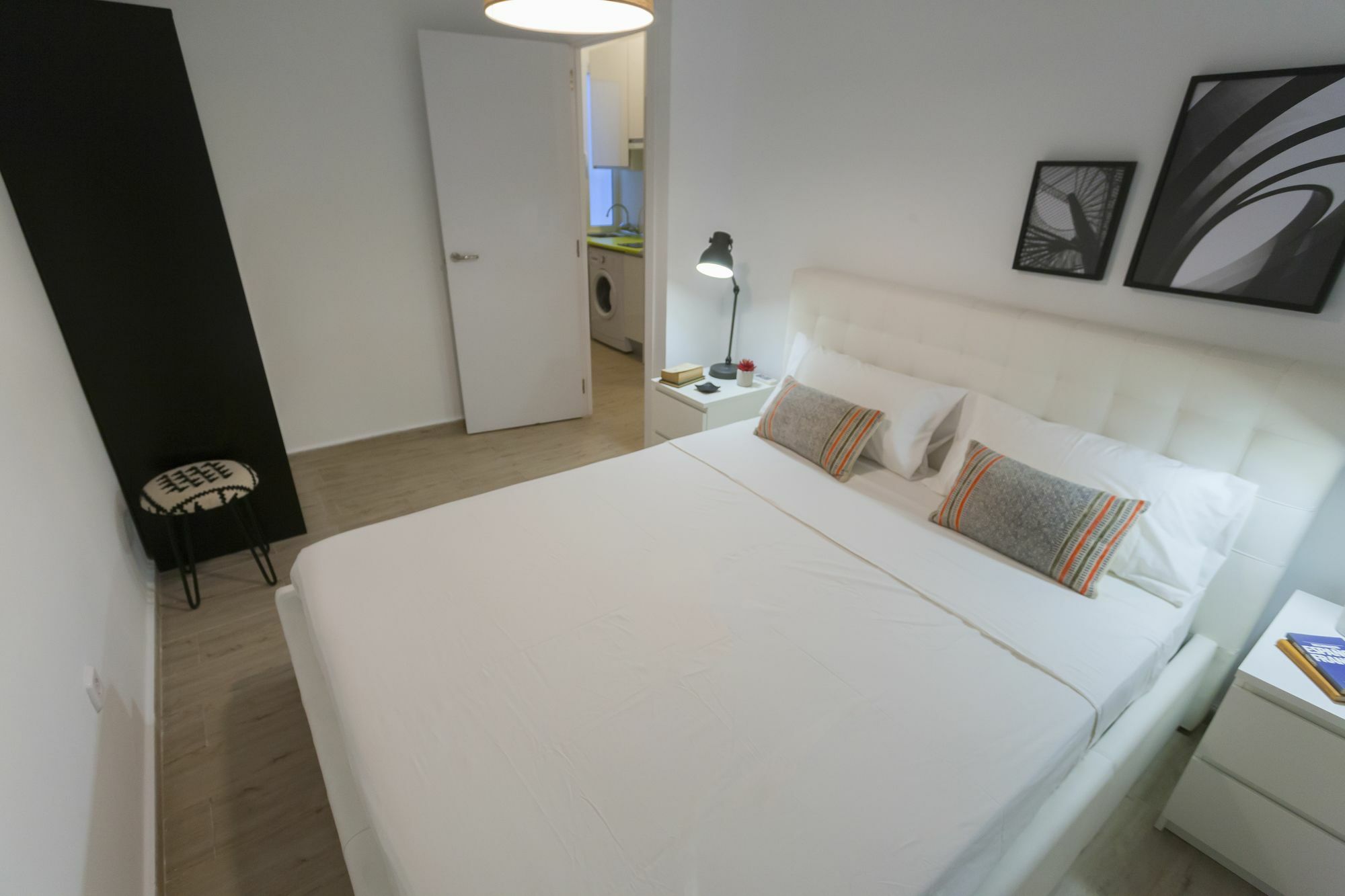Dobo Rooms Ronda De Segovia Мадрид Екстер'єр фото